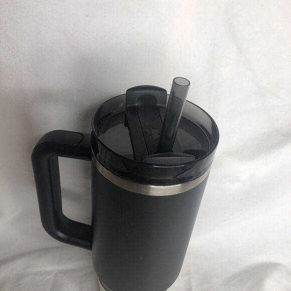 Stanley 30 oz Stainless Steel H2.0 Flowstate Quencher Tumbler Black NEW - Picture 6 of 9